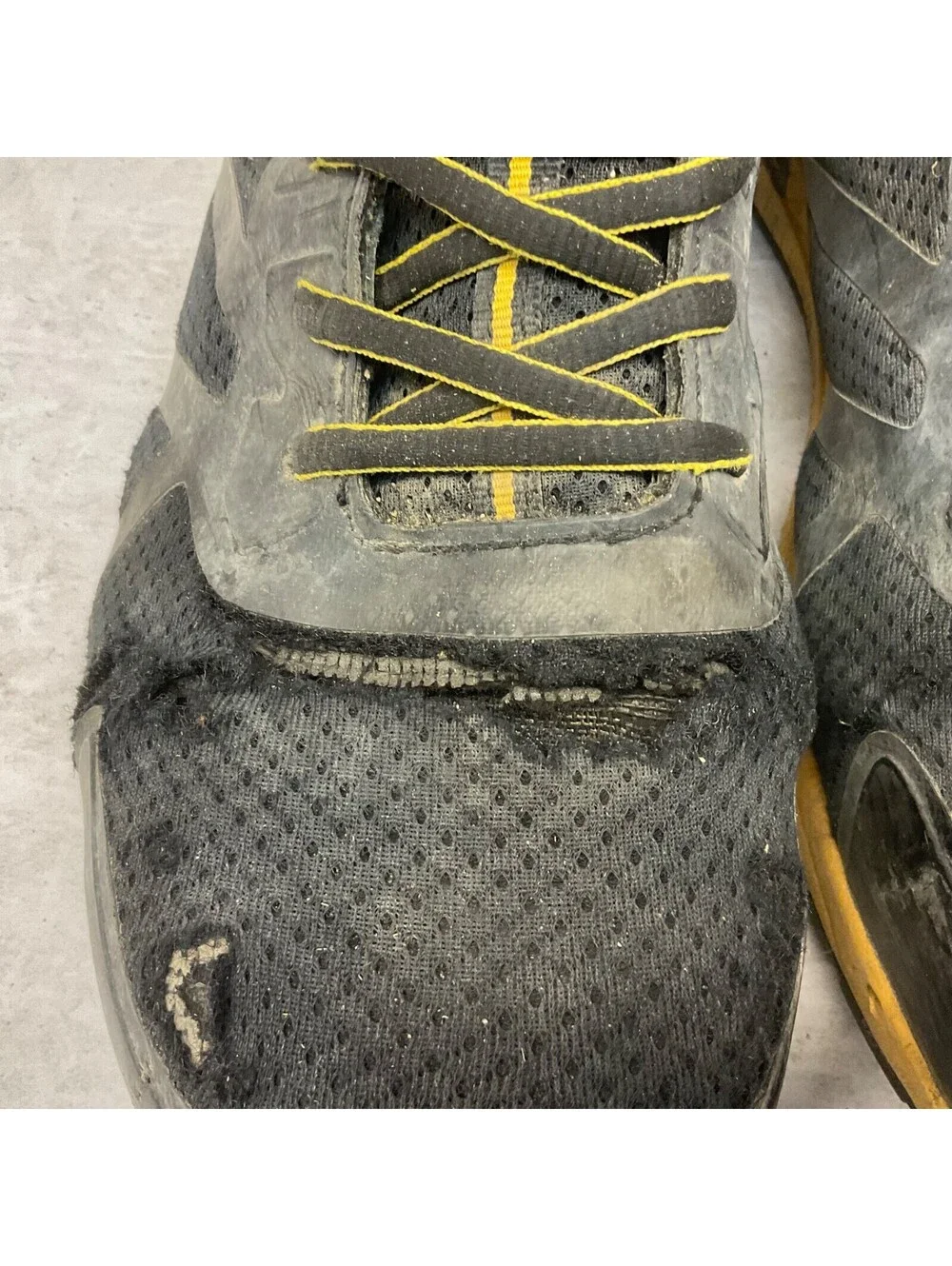 Dakota Men's Mid-Cut CTCP Athletic Safety Shoes 3822 Black/Yellow Size 12M